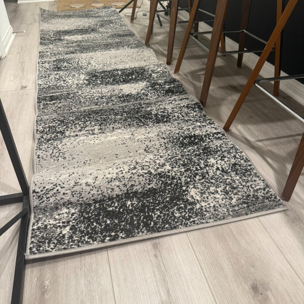 Abstract Rug Runner - 2'6" x 10' - Picture 3 of 3